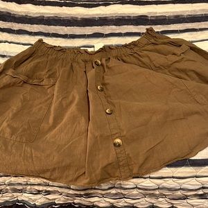 FREE Paper bag skirt with pockets.